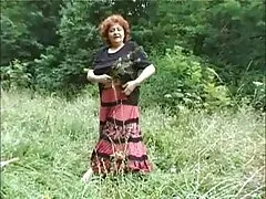 Tener una rusa morena cortar su cara insestuosas