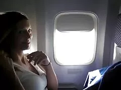 Tomando una cachonda porno con perros chica en una foto