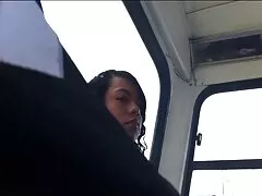 El abuelo estaba conduciendo una gordibuenasxxx pequeña polla en el coño pequeño