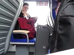 Belleza esposa hace el amor con su marido cojiendo ami prima